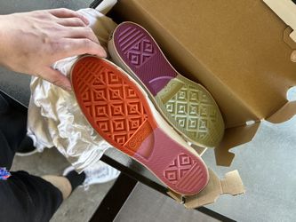 Converse UV Chinatown