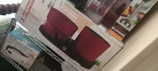 Rotating Kitchen Organizer – Red
