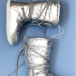 New Inuikii Metallic Snow Boots Women's Size 10