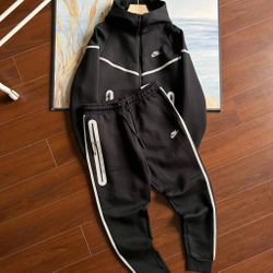 Men's Nike Sportswear Tech Fleece Reflective Full-Zip Hoodie & Pants