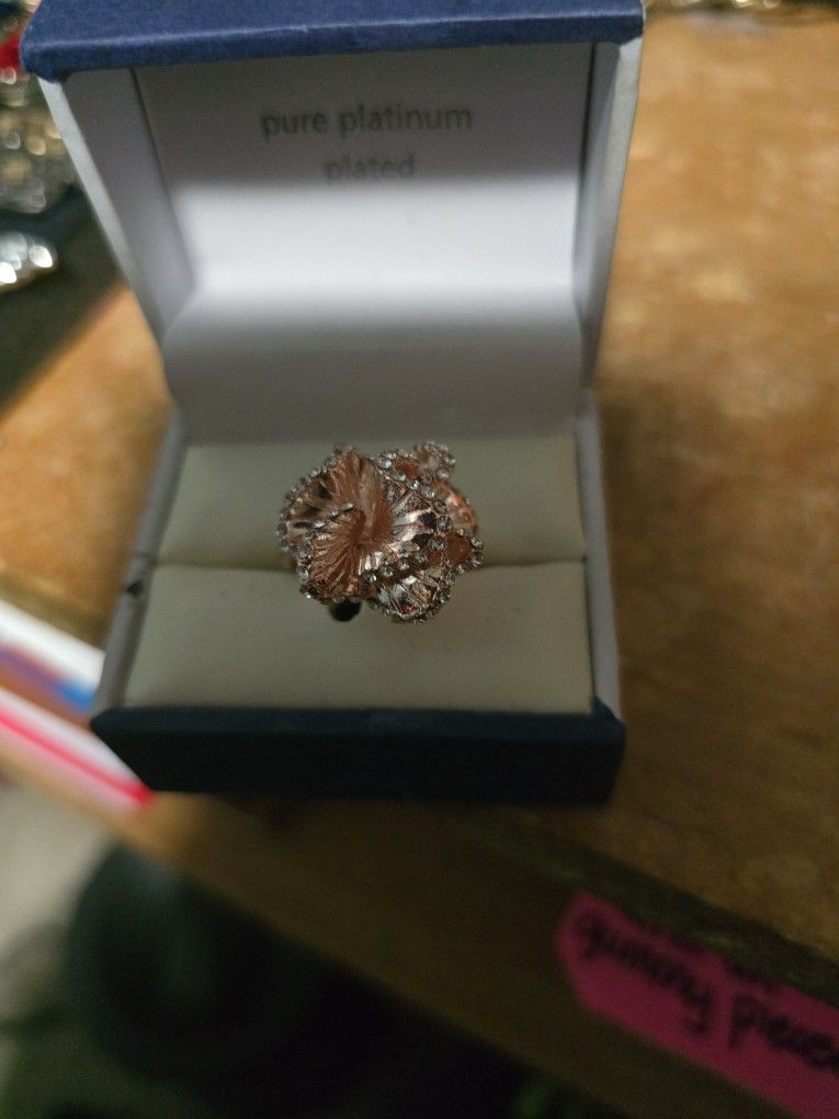 Size 5 Rose Gold Floral Cluster Ring