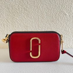 Authentic Marc Jacob’s Snap Shot Bag