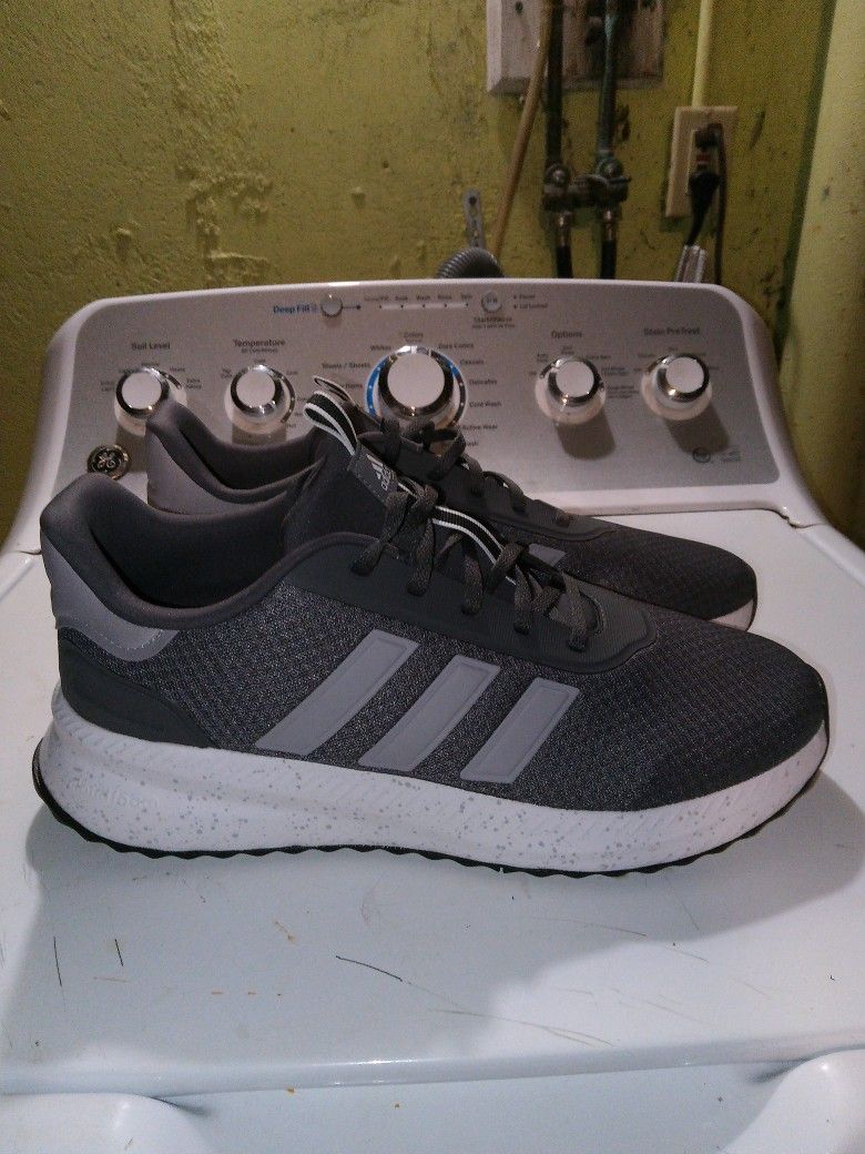 Brand New Adidas Cloud Foam