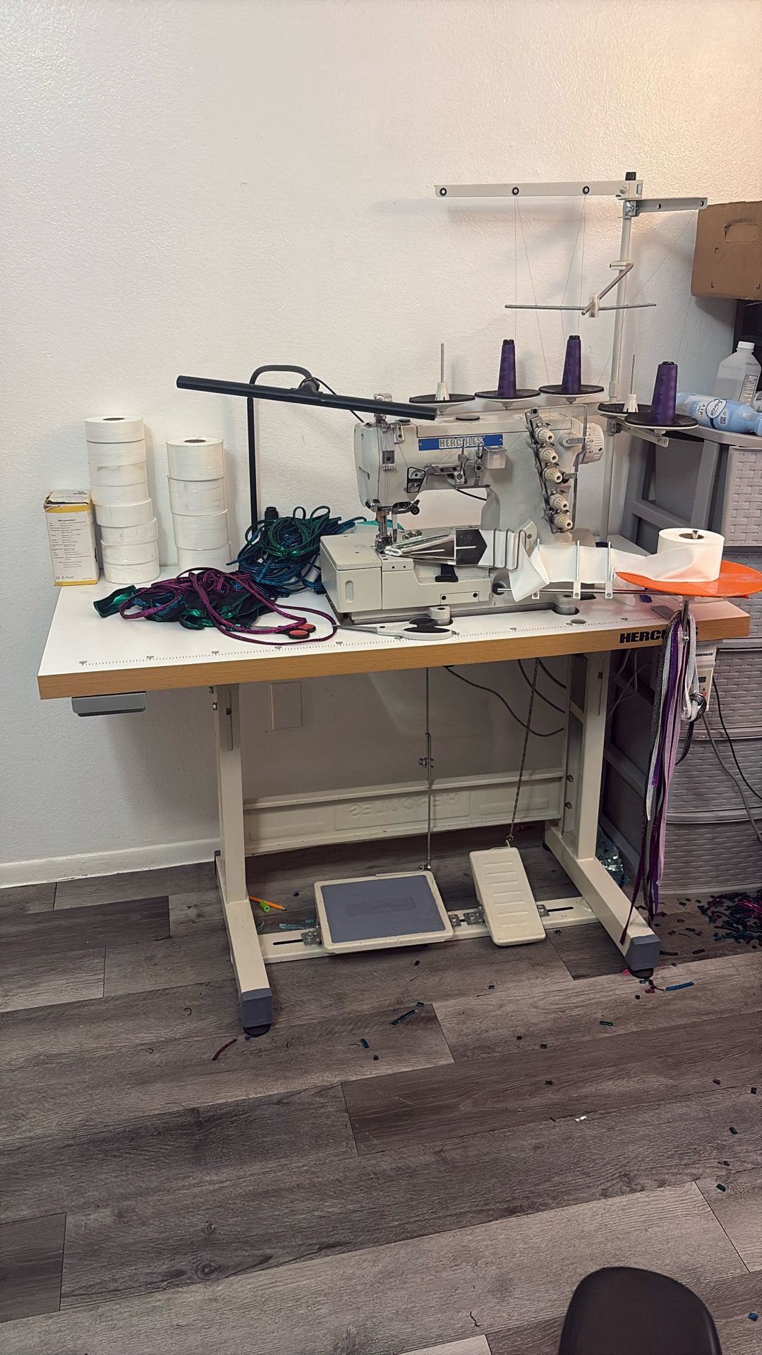 Industrial sewing machine