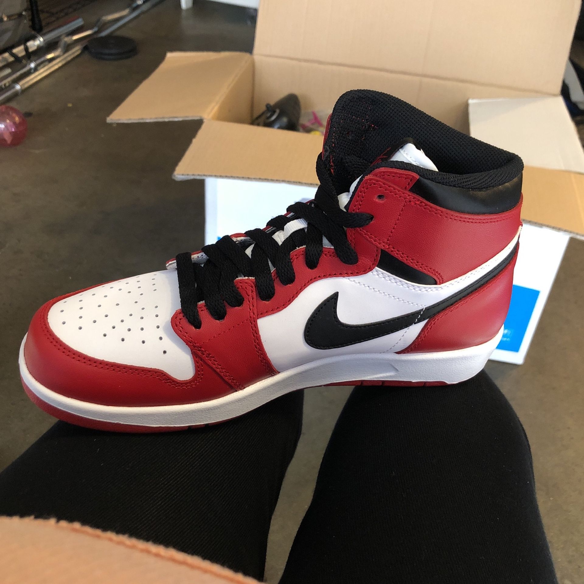 Air Jordan 1.5 high \'Chicago\' Jordan 1 Retro High OG  main image 3