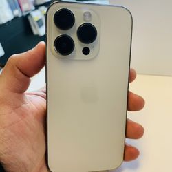 iPhone 14 Pro Unlocked 