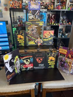 NECA, TMNT, MARVEL new collectibles lot