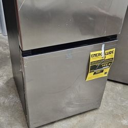 New Vissani 3.1 CF 2 door mini fridge