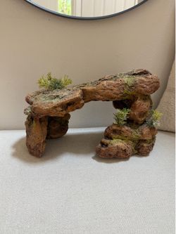 Woodland Moss Rock Display Stand – Fairy Party Decor