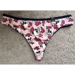 Torrid Curve Thong Skulls Roses Print Size 1 New with Tags