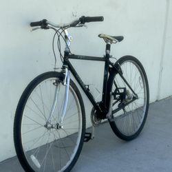 Trek Multitrack 730 Hybrid Mountain Bike 