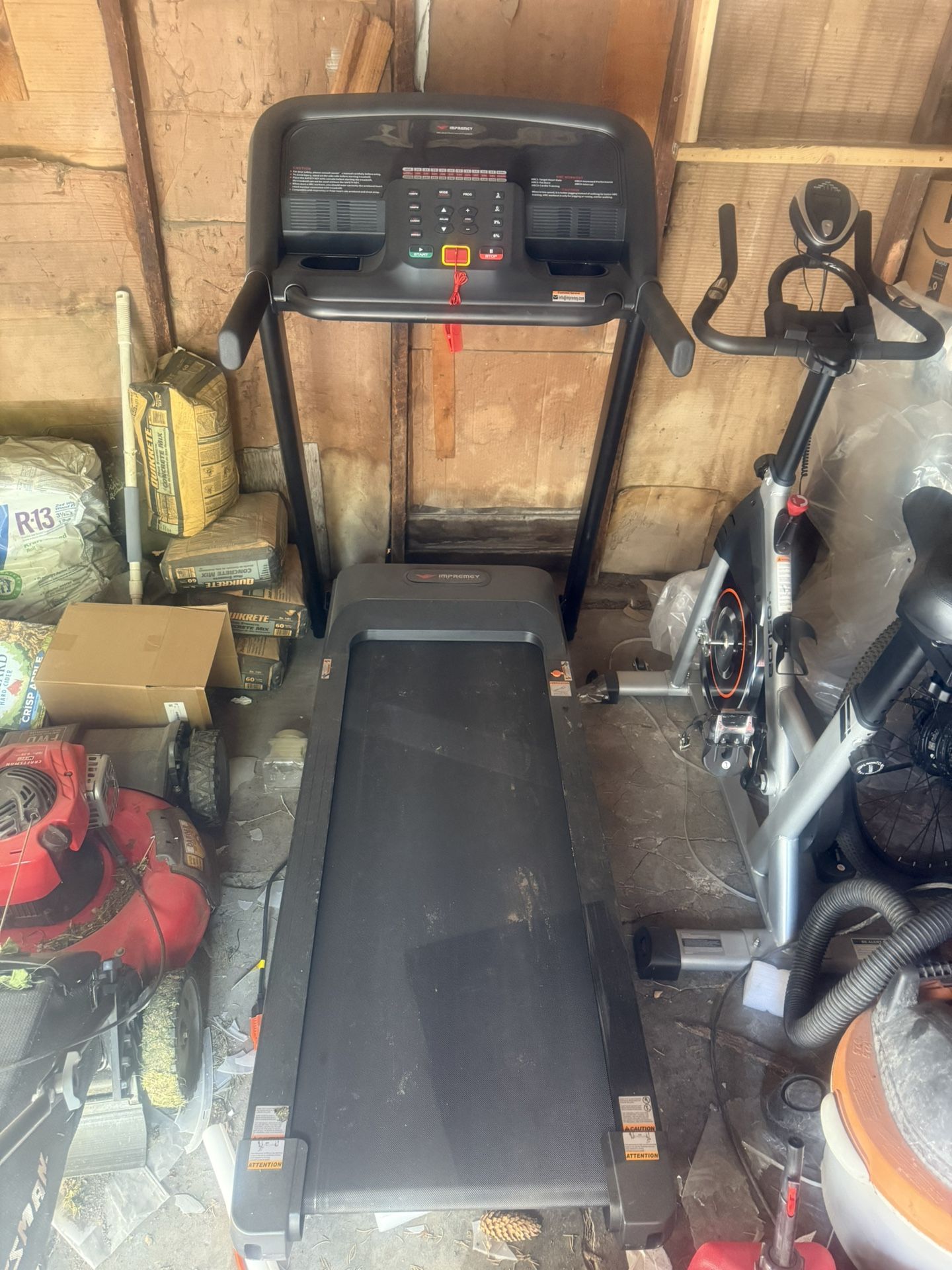 Folding Treadmill - 11 MPH, 350 Lb Cap, Like New 🏃