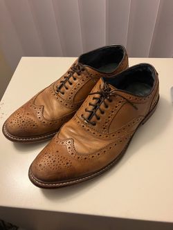 Aston Grey Boyle men's wingtip dress shoe in size 8.5 - $25