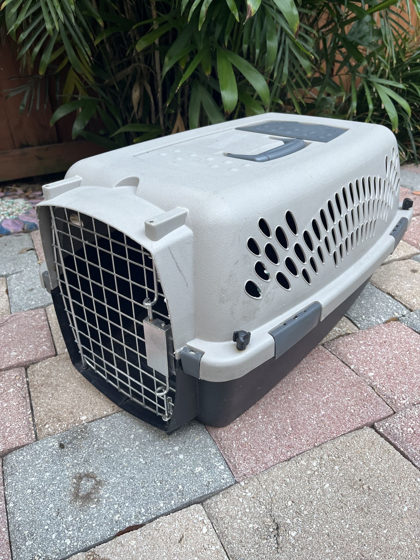 23" Petmate Hard sided Pet Cat Dog Travel Carrier Cage