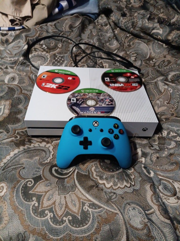 Xbox One S