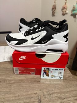 Size 6.5 Womens / 5Y - Nike Air Max Bolt White Black Running Shoes Sneakers