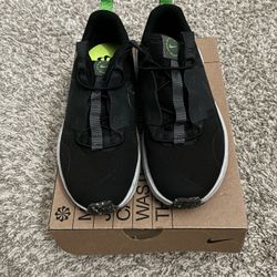 New Nike Craters Size Boys 1.5