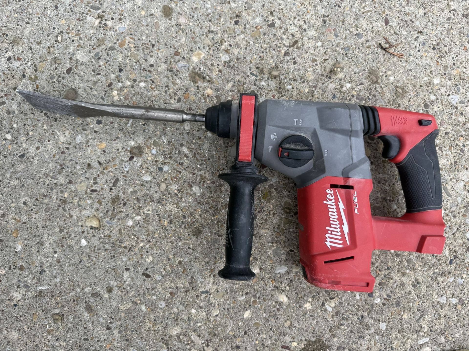 Milwaukee 2712-20 M18 Fuel 1" SDS Plus Rotary Hammer With Chisel