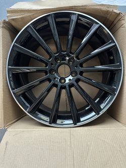 Mercedes AMG Wheels 22 Inches