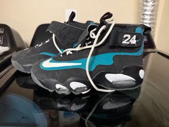 Nike Griffey max 1s