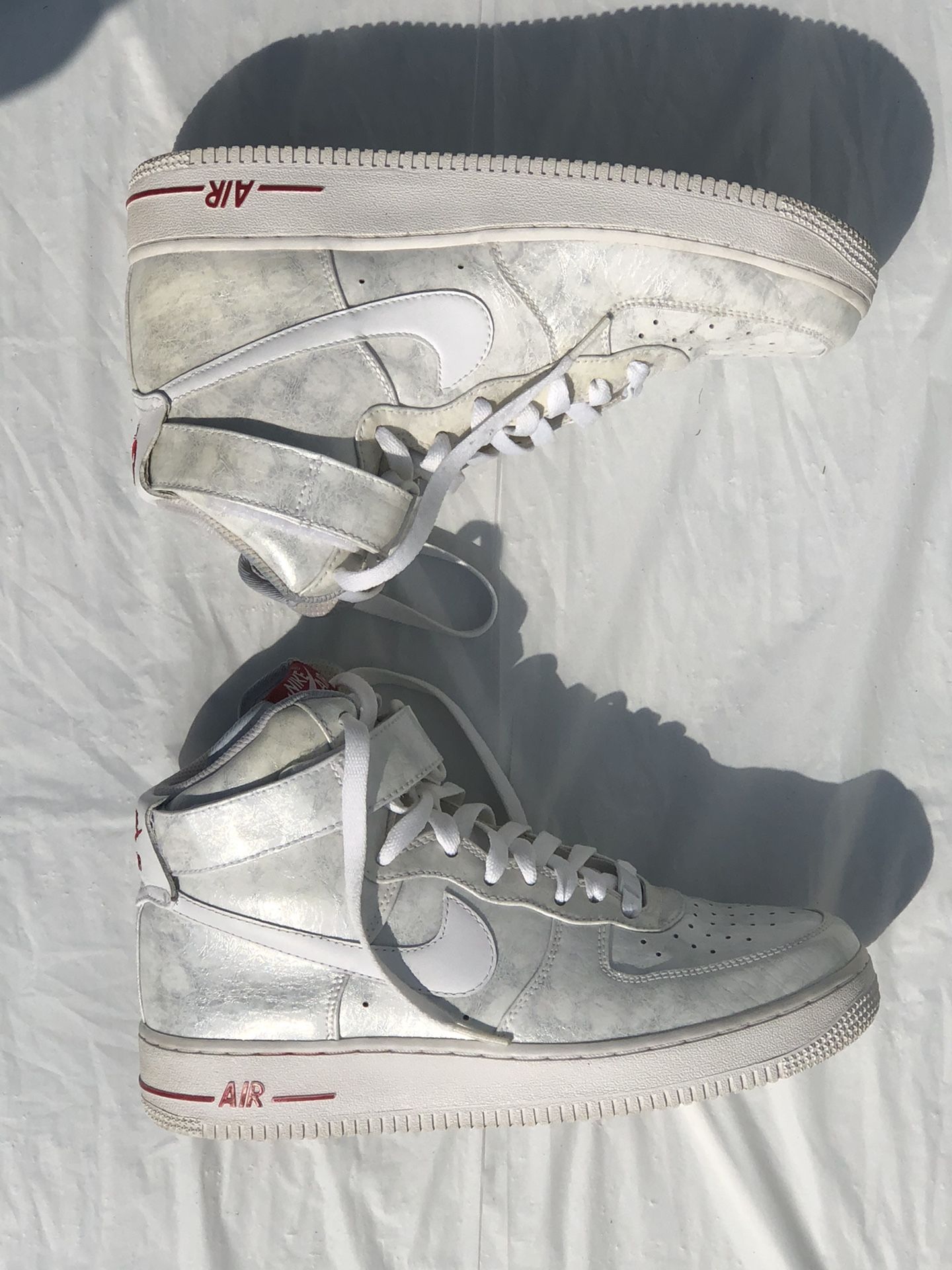 Women’s Nike Air Force 1’s High Valentine Edition Size 9