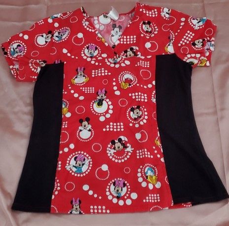 8 Scrub Tops Size Small