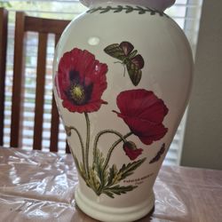 Portmeirion Botanic Garden vase with poppies