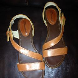 Breckelles Sandals