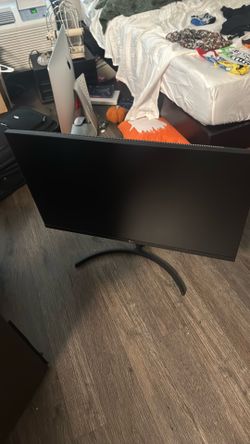 28in LG monitor