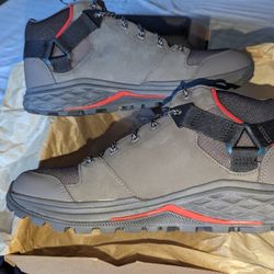 TEVA Mens Grandview GTX Hiking Shoes