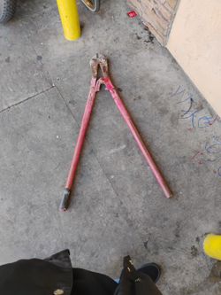 42" Bolt Cutters