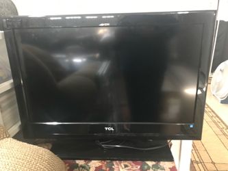 TCL flat screen TV