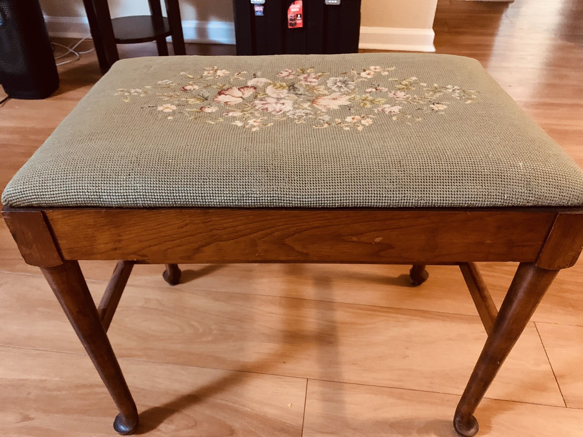 Antique Piano Chair