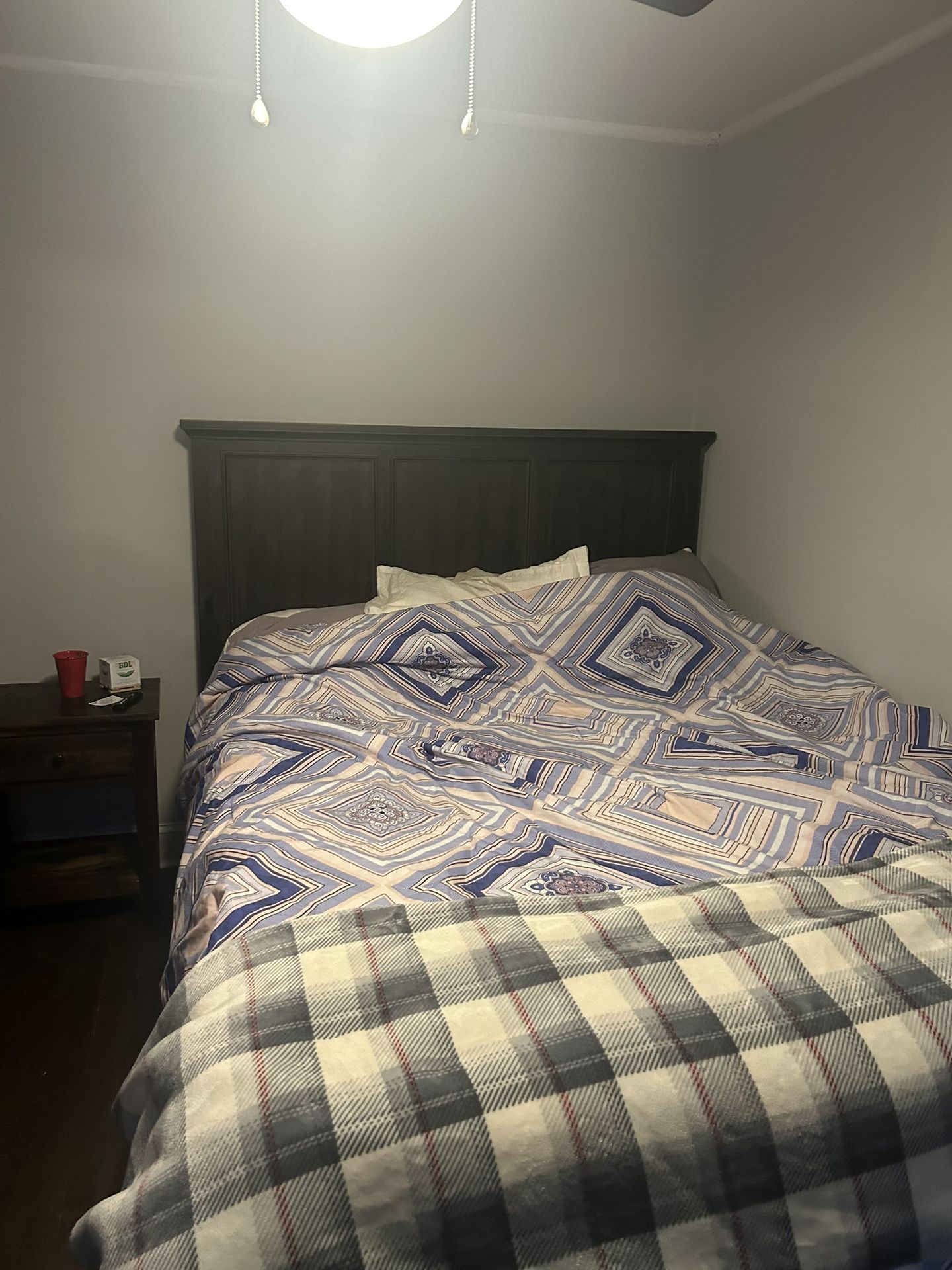 Bedroom Set Everything Included