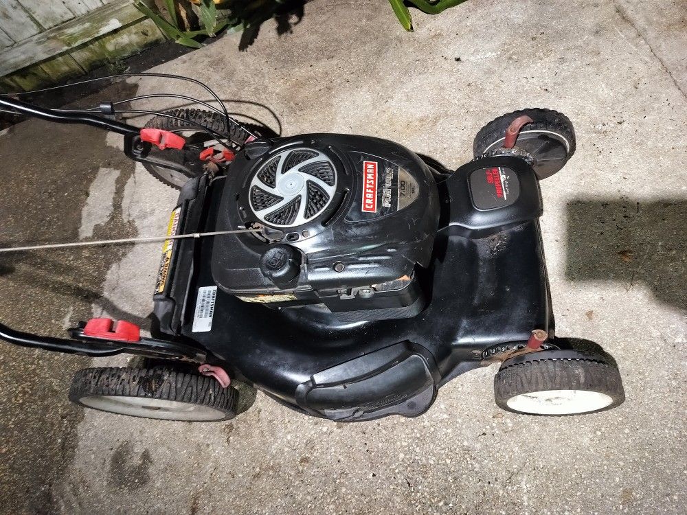 7 HP , 22" BIG WHEEL SELF PROPELLED  MULCHING CRAFTSMAN MOWER, SHARP BLADE,SIDE DISCH, WORKS GREAT