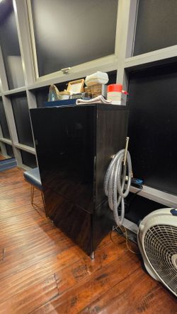 Custom Spray Tan Equipment Cabinet / Salon Storage Station