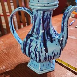 vintage teapot/ tetera antigua 