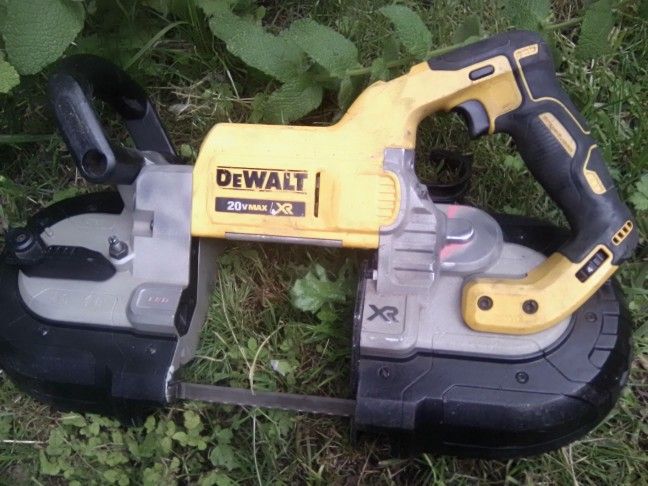 DeWalt Band Saw Portable