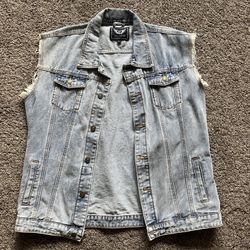 Men’s Denim Vest - Size Large 