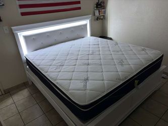 KING SIZE BED NEED GONE ASAP