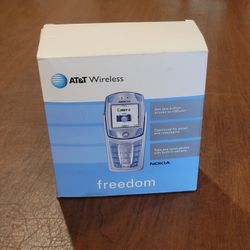 Nokia 6820 Freedom AT&T wireless Rare Flip Smartphone with chargers, box 
and instructions. Perfect shape, like new.
UPC 08736. Weight 1.5lb pl