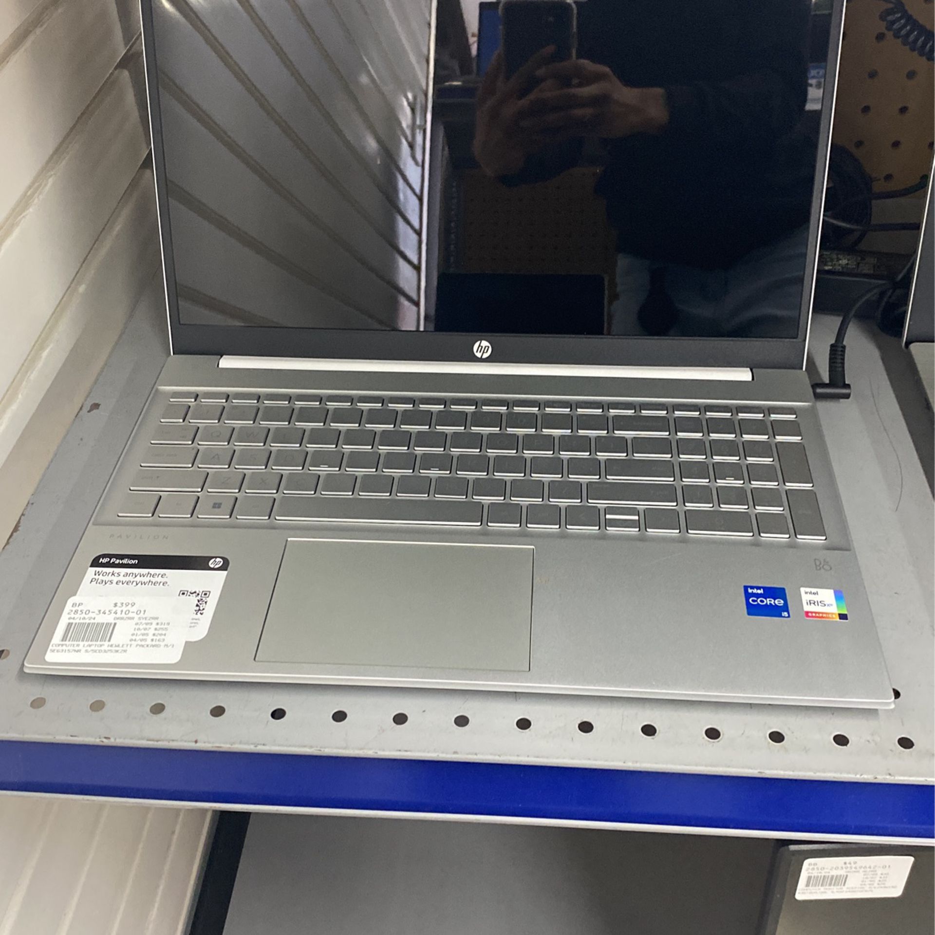 Hewlett-Packard,Silver,Laptop 
