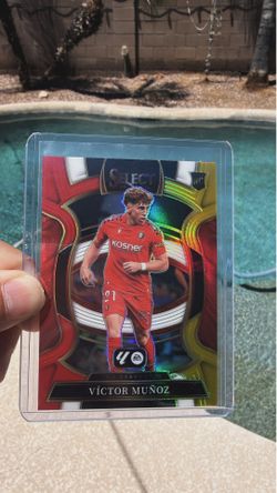 Victor Muñoz Rookie Card Multi Color Terrace Panini Select La Liga 2025-2026