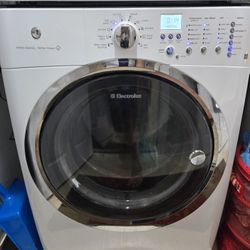 Electrolux washer + Dryer Stacked Combo 