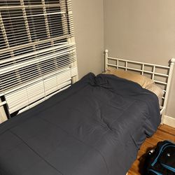 Bed With Bed frame