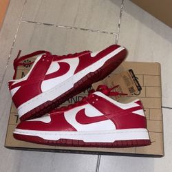 Nike Dunk Low Next Nature Gym Red size 7.5w