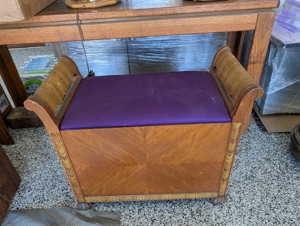 Antique Vanity Seat