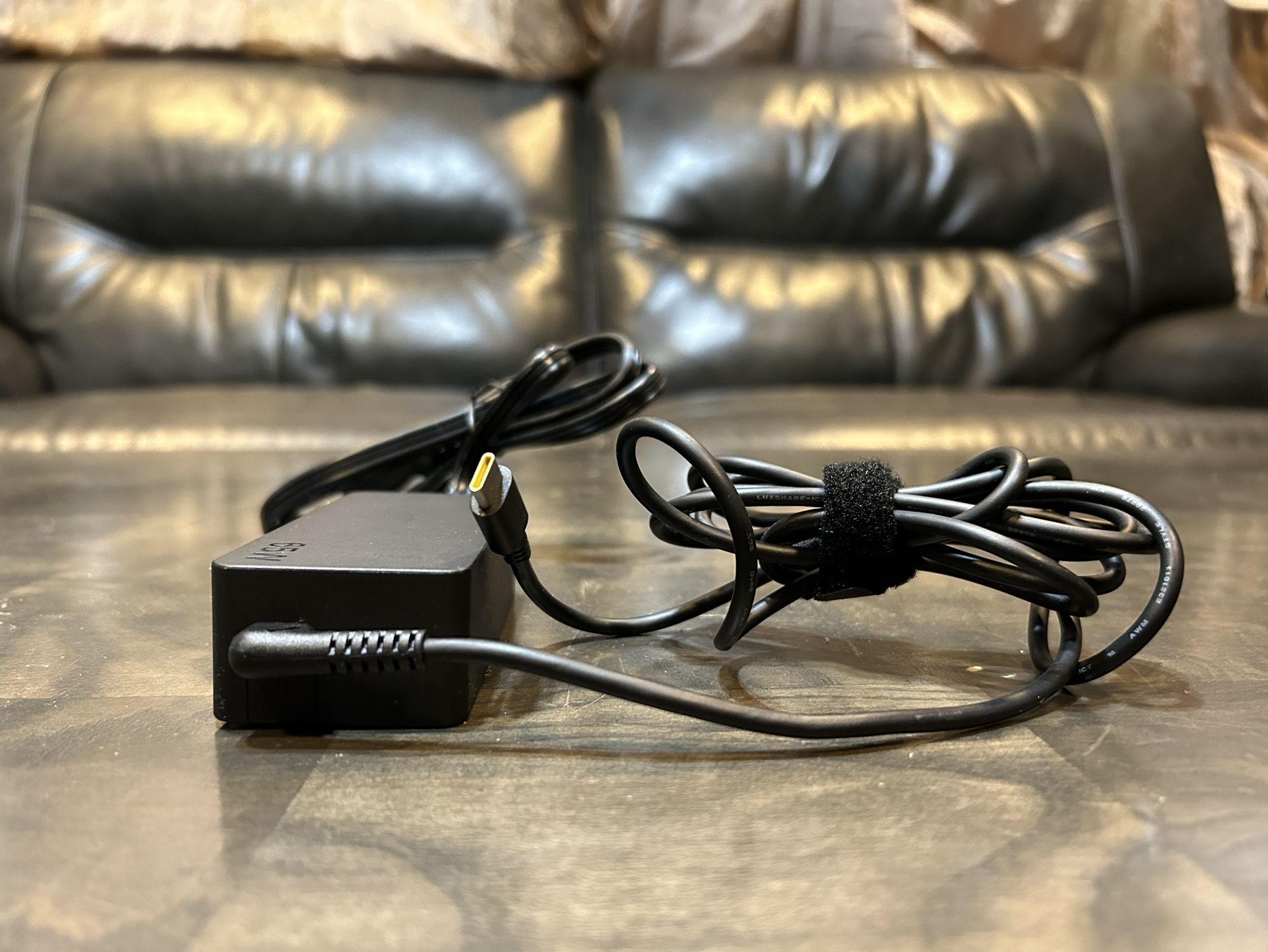 Original Lenovo USB C 65W charger / adapter for laptop computer or Compatible devices