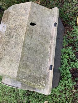 Medium dog house