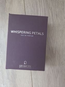 Les Jardin de France Whispering Petals Eau de Parfum